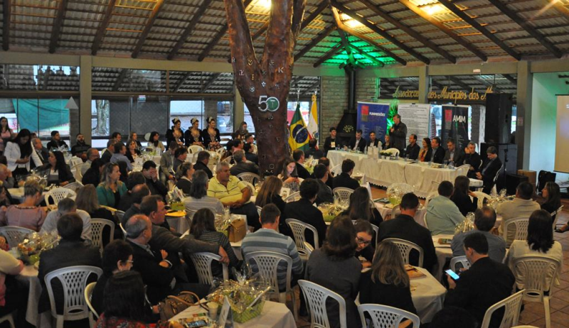 Setor de Turismo agradece os apoiadores da reunião da AMM